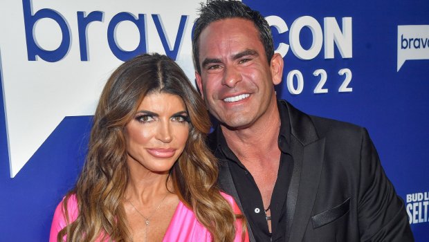 Teresa Giudice Confirms She Did Not Signal A Prenup With Luis Ruelas – Hollywood Life