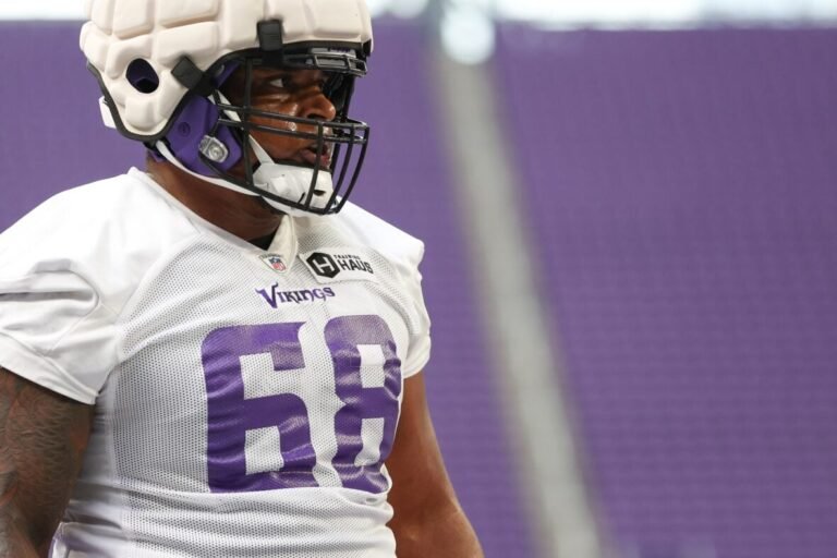 Vikings Lose Younger, Promising Offensive Lineman to Falcons