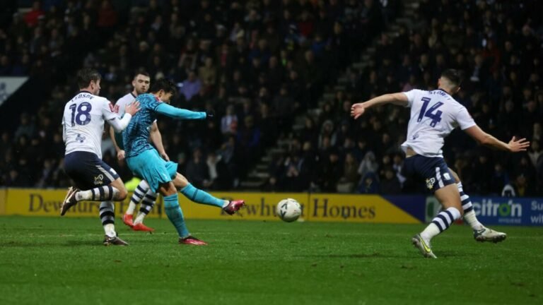 Korean hits stunner as Spurs down Preston, Casemiro double places United via