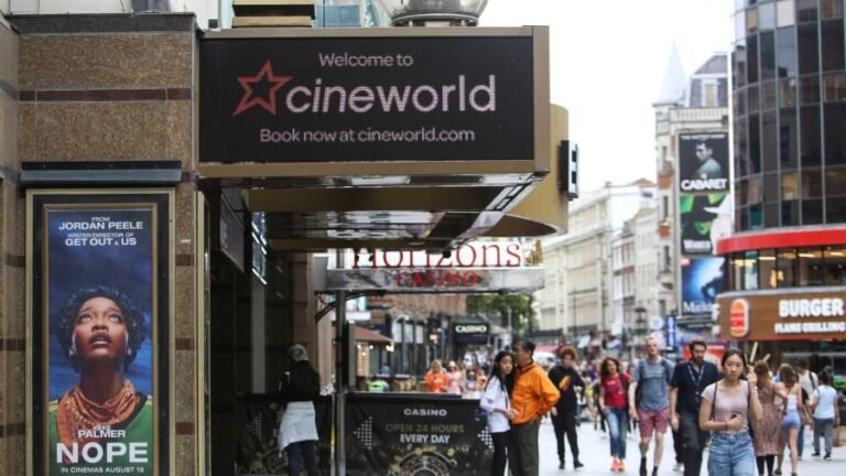 Cineworld pronounces debt restructuring plan with largest lenders
