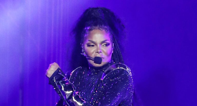 Janet Jackson Setlist Revealed for 2023′s Collectively Once more Tour – 40 Songs Carried out at First Present! | Janet Jackson, Music, Set LIst : Simply Jared
