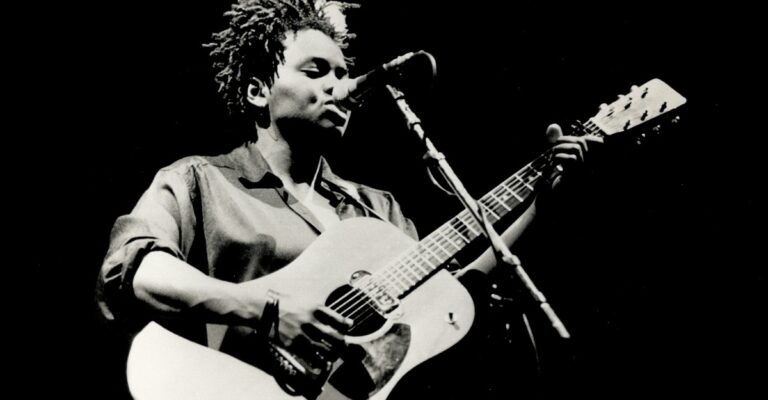 Tracy Chapman and a Nation-Music Controversy