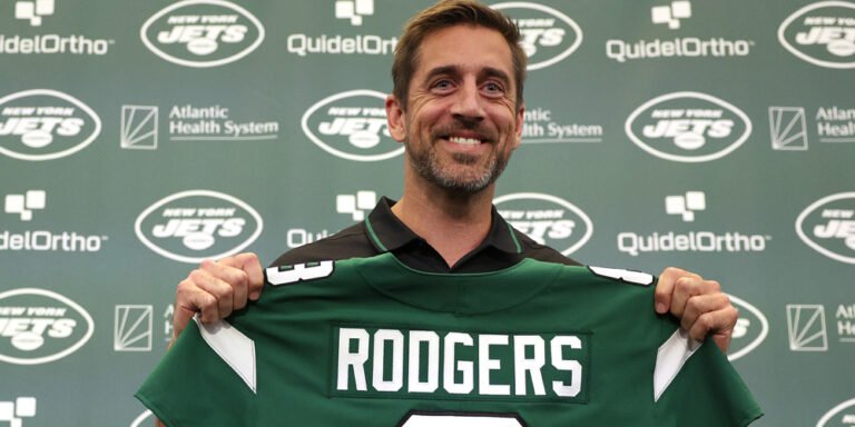 New York Jets, Aaron Rodgers’ New Crew, Chosen for ‘Onerous Knocks,’ However There’s Some Drama with This Resolution | Aaron Rodgers, Soccer, Onerous Knocks, nfl | Simply Jared: Movie star Information and Gossip