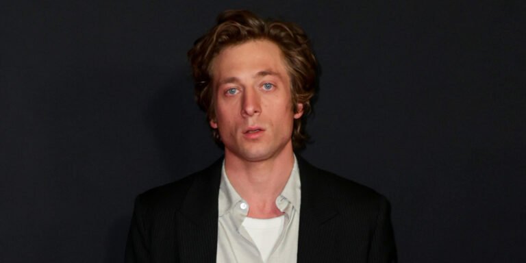 Jeremy Allen White Talks The Bear’s New Season & the Position That Acquired Away, Makes Shocking Revelation About ‘Excessive College Musical’ | EG, Prolonged, Excessive College Musical, iron claw, Jeremy Allen White, Slideshow, The Bear, Zac Efron | Simply Jared: Movie star Information and Gossip
