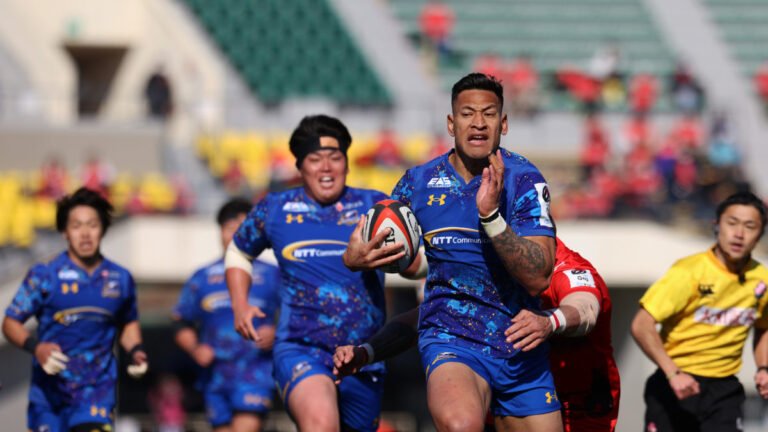 Folau scores on debut from a falcon in Japan after nine-month absence